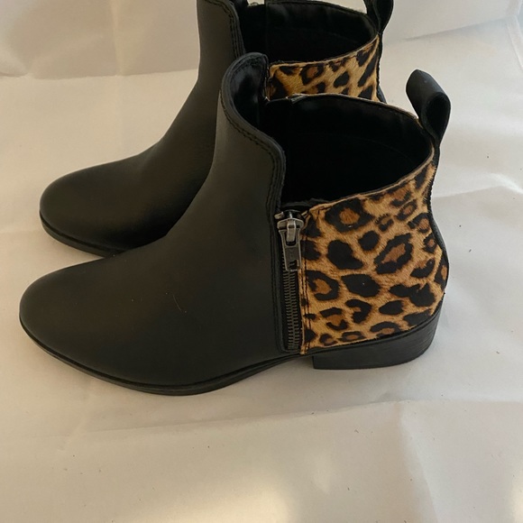Cougar Waterproof Booties Colleen Black/Leopard - Picture 4 of 11